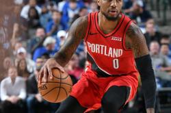  新疆男篮八强战小胜达拉斯独行侠，肖若腾砍下45记关键球，全场沸腾